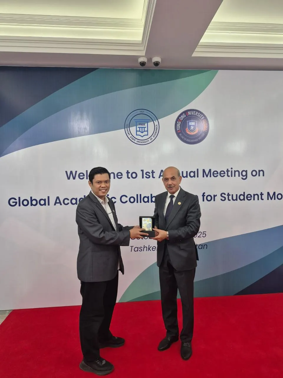 Unismuh Makassar Tingkatkan Kolaborasi Global Melalui Forum Akademik di Uzbekistan