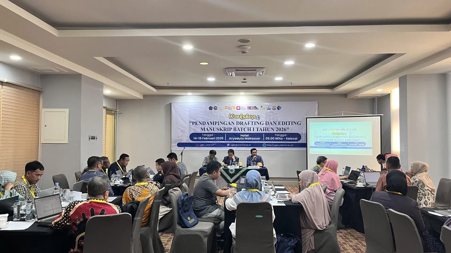 Workshop Artikel Ilmiah Perkuat Langkah Dosen Menuju Guru Besar di Unismuh Makassar